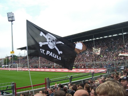 St Pauli pirate flag